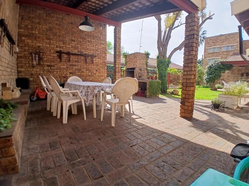 4 Bedroom Property for Sale in Vryburg North West